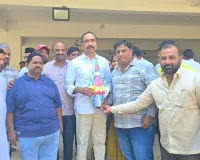 99 టివి క్యాలెండర్ ను ఆవిష్కరించిన ఎమ్మెల్యే సంజయ్ కుమార్ 