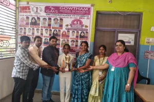 జిల్లా స్థాయు క్రీడలకు ఎంపికైన విద్యార్థిని 