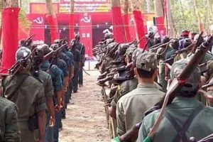 జిల్లాకు చెందిన ఇద్దరు మావొయిస్ట్ నాయకుల లొంగుబాటు 