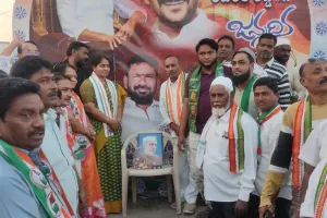 జూబ్లీహిల్స్ లో విజయం పై కాంగ్రెస్ శ్రేణుల సంబరాలు 