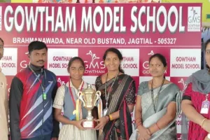 జగిత్యాల విద్యార్థినికి రాష్ట్ర స్థాయు క్రికెట్ పోటీలో అవకాశం 