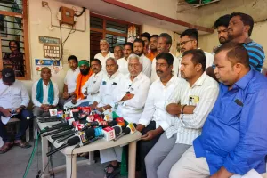 కాంగ్రెస్ పార్టీ లో కొనసాగే పరిస్థితి లేదు. జీవన్ రెడ్డి 