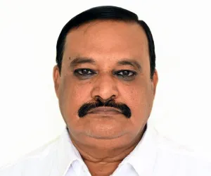 బోధన్ కేసులో సస్పెండ్ ఆయినా ఉద్యోగులను తిరిగి విధుల్లో తీస్కోండి ముజేహిద్ హుస్సేన్ 